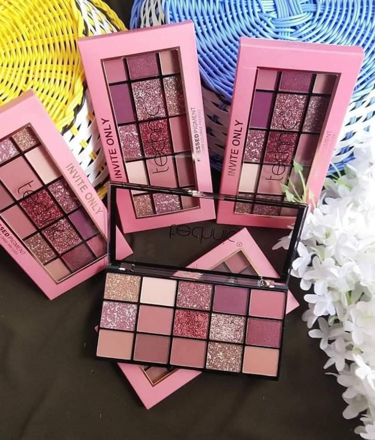 Pink Tone Eyeshadow Palette